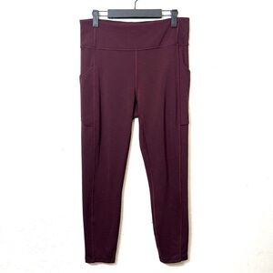 Lululemon Invigorate High-Rise Tight 25"
Heathered Black Currant Size 10 W5CQLS